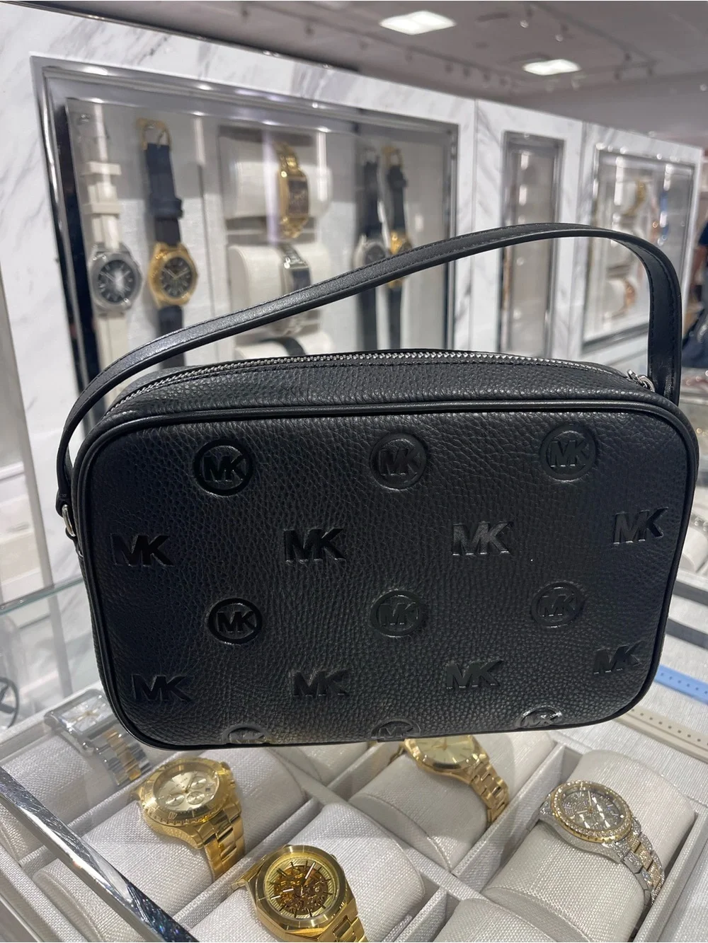 Michael Kors Jet Set Travel Larg Logo Debossed EW Camera Crossbody Bag Black NWT